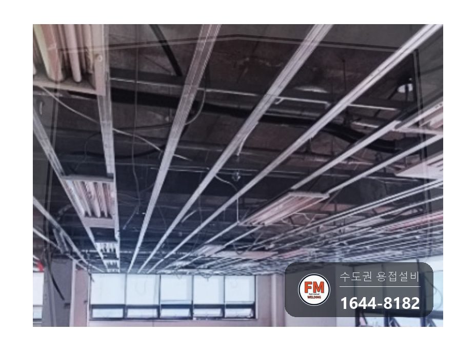 천장 스프링클러 가지관 다발누수 절연행거 교체보수 시공 사진 1