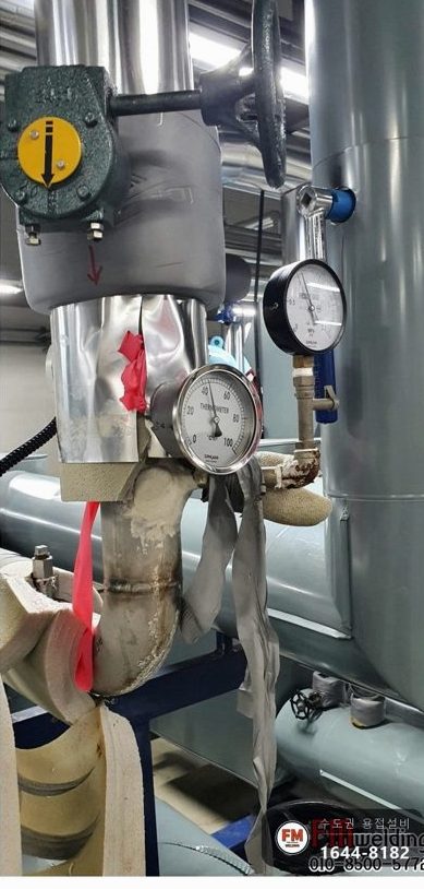 기계실 스텐 급탕배관누수 안전밸브 니플 거미줄크랙 판재 덧방