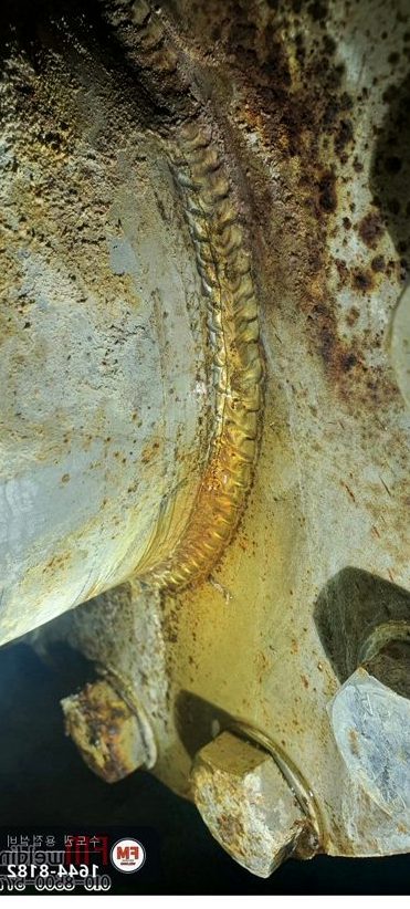 기계실 온수탱크 급수 스텐배관 플랜지 80mm 크랙 알곤 침투탐상